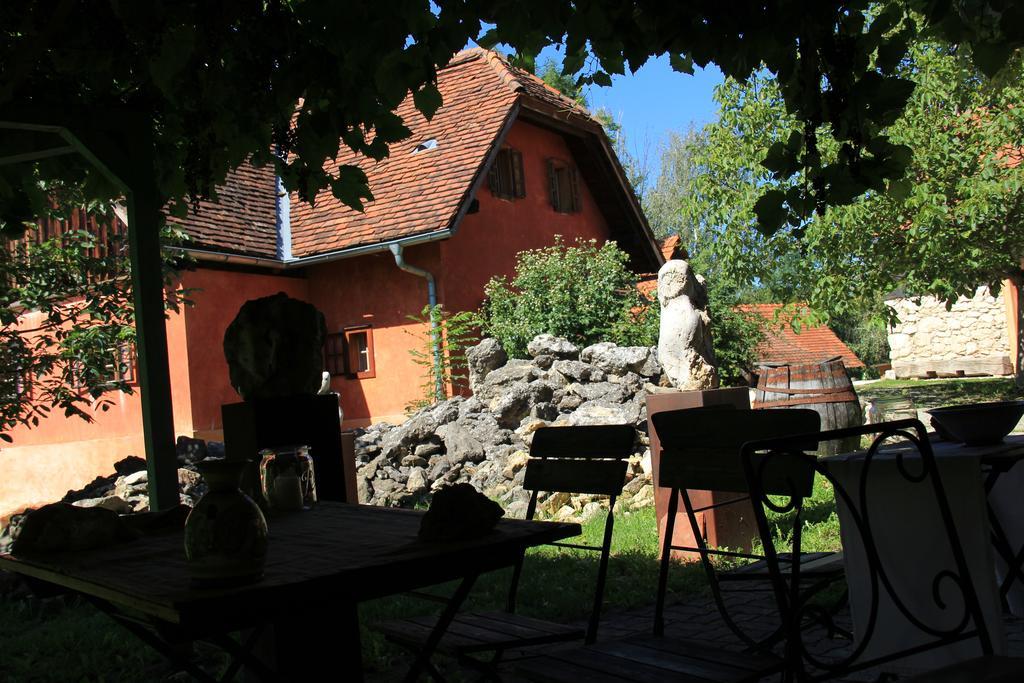 Ferienwohnungen Sonnenberg Ratsch an der Weinstraße Exteriér fotografie